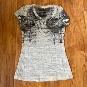 Ladies SL shirt - Size Small - Maurice’s